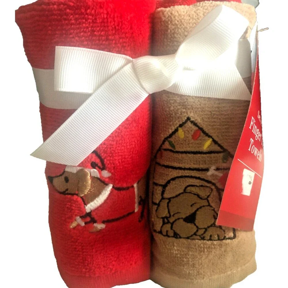 Christmas Dogs Fingertip Towels Set of 4 Embroidered Doxie Corgi Bull Dog